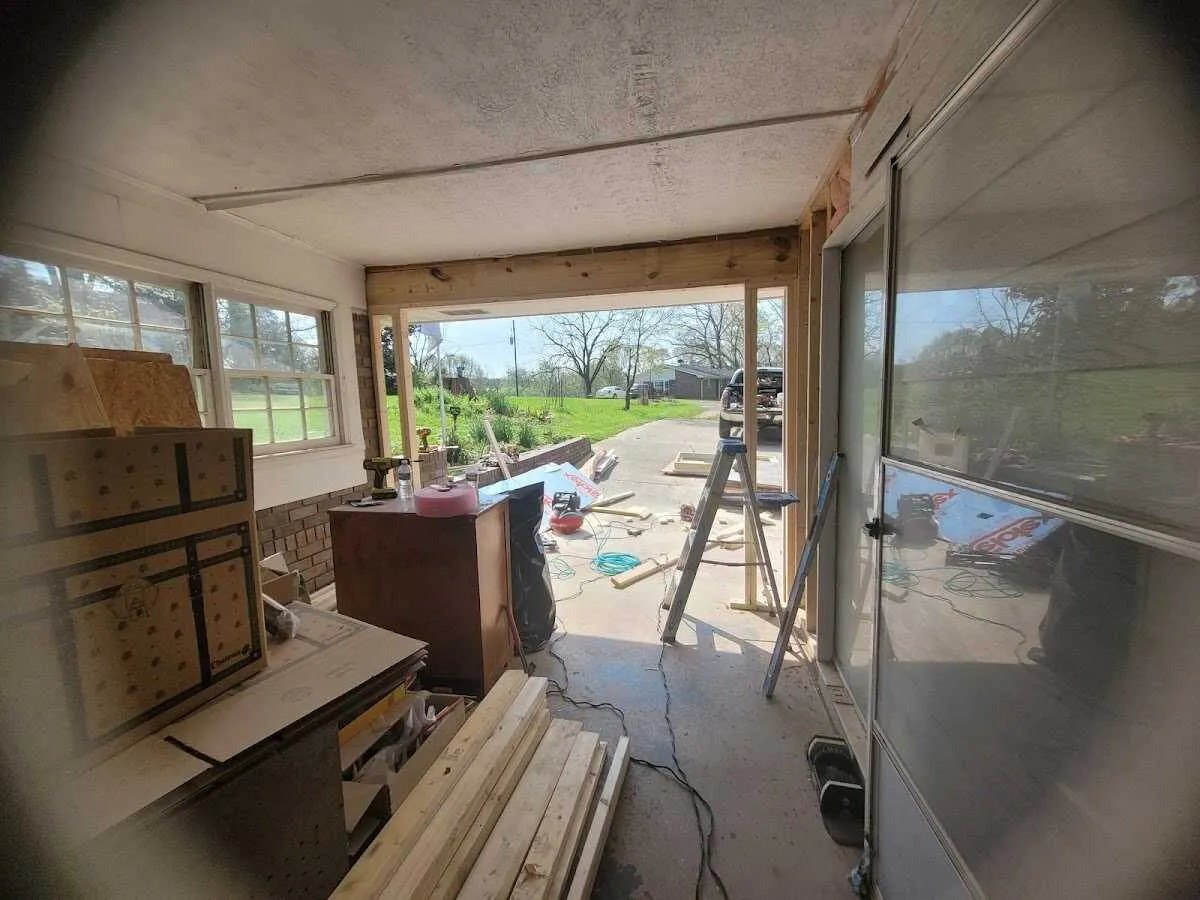 Air movers and dehumidifier for Water Mitigation Services in Germantown